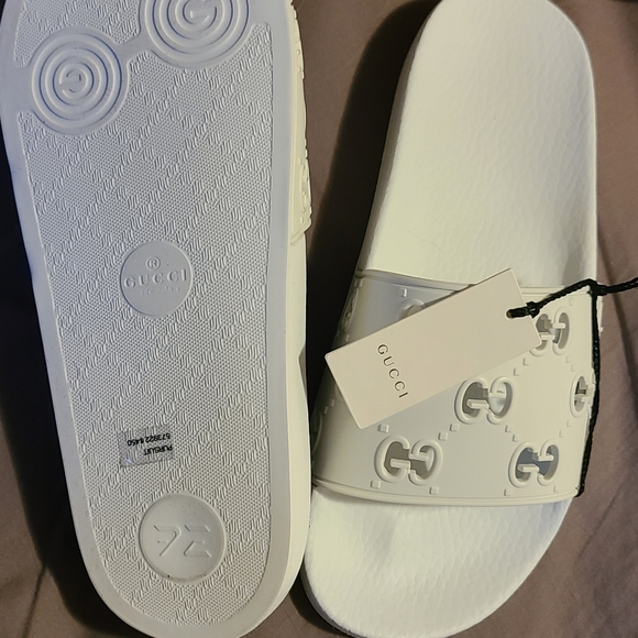 Gucci slides size 10 - Picture 3 of 4